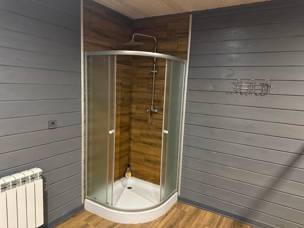 Летний дом On The With Bathhouse 70 Km From Kiev